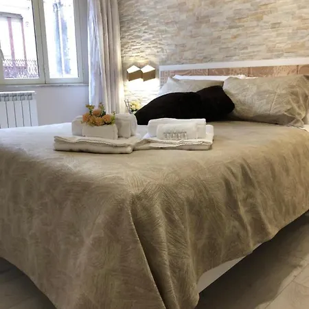 Fantastic Dream فندق مبيت وإفطار كاتانيا